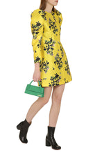 Load image into Gallery viewer, Dress with floral print
