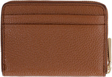Load image into Gallery viewer, Grainy leather wallet
