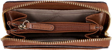 Load image into Gallery viewer, Grainy leather wallet
