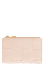 Load image into Gallery viewer, Leather wallet

