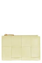 Load image into Gallery viewer, Leather wallet
