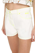 Load image into Gallery viewer, Denim shorts
